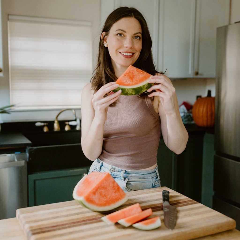 5 Sustainable Wooden Cutting Board Options for a Non-Toxic Kitchen 